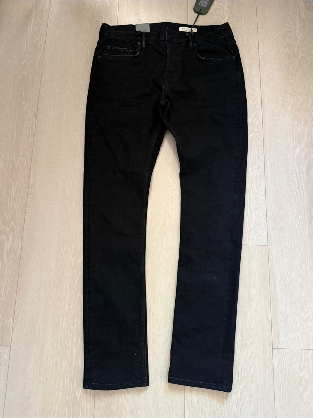 AllSaints Cigarette Skinny Jet Black High-Rise Jeans - Picture 4 of 12